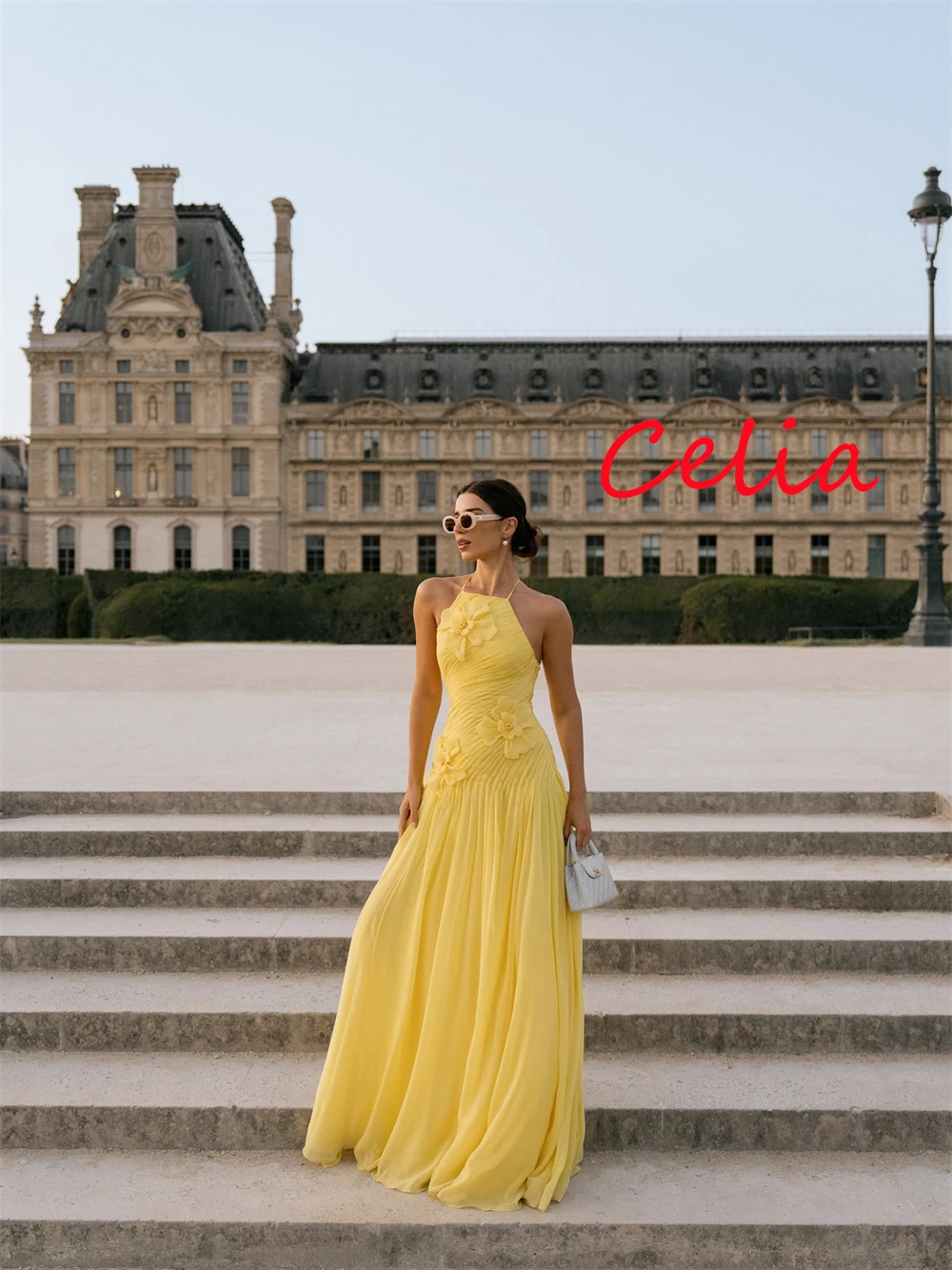 

Customized Charming Yellow Chiffon Evening Dress Exquisite Halter Sleeveless Homecoming Dresses Luxury Special Occasion Gowns