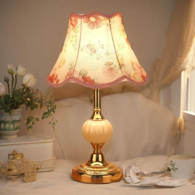 الاسكندنافية الصينية مصباح طاولة زجاجي خمر الفاخرة لغرفة النوم ديكور المنزل الإضاءة غرفة الديكور ضوء مصباح أرضي LED