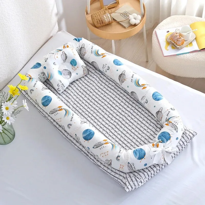 سرير أطفال محمول جديد لعام 2025 قابل للفصل والغسل مع شبكة ثلاثية الأبعاد قابلة للتنفس لحديثي الولادة ​