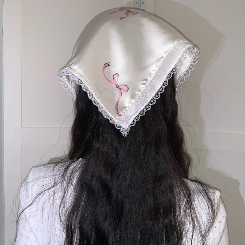 

Розовый атласный платок-бандана с бантом и кружевной отделкой для женщин, винтажный головной убор в стиле Balletcore, Y2K, Cottagecore, Soft Girl Aesthetic