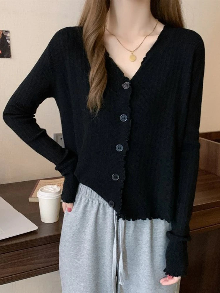New Autumn Long Sleeved Design Niche Top White Fungus Edge V-neck Knitted Cardigan Sweater Jacket Base Coat Women's Shirt