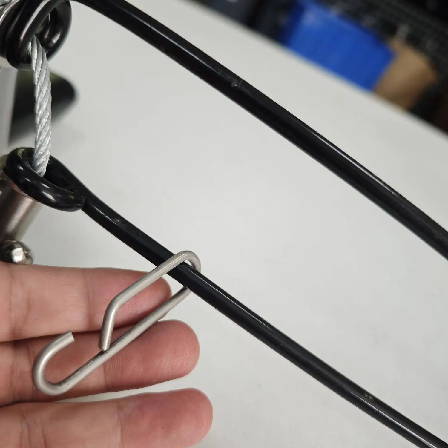 1PCS Snips  Wire 6mm V-shaped Rotating Spring Steel  430mm Length Torsion Spring
