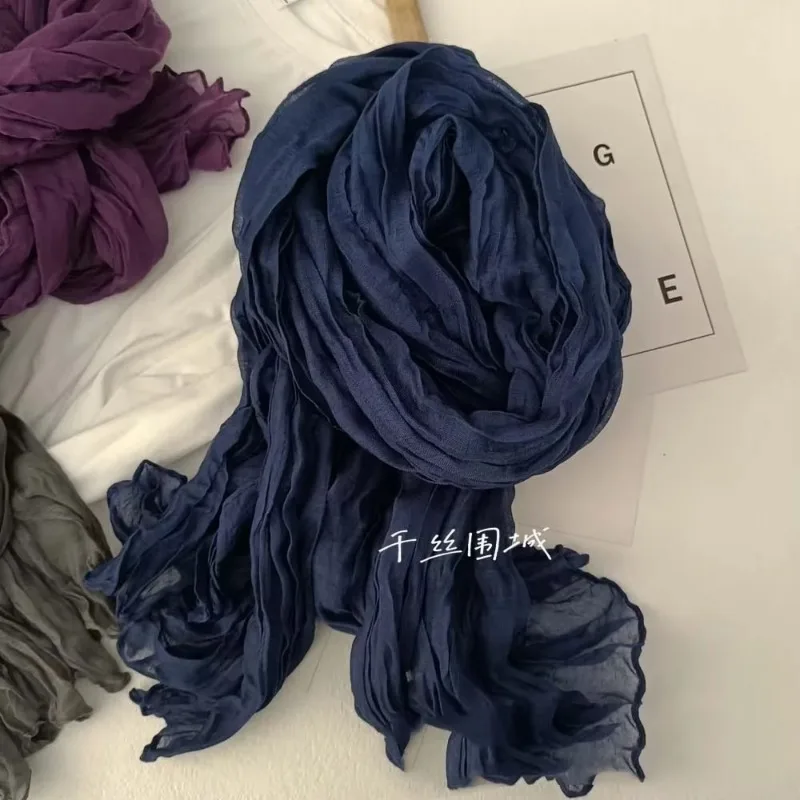 Nueva bufanda plisada de Color sólido Retro Otoño e Invierno verde Retro chal de tira fina hombres y mujeres moda térmica elegante