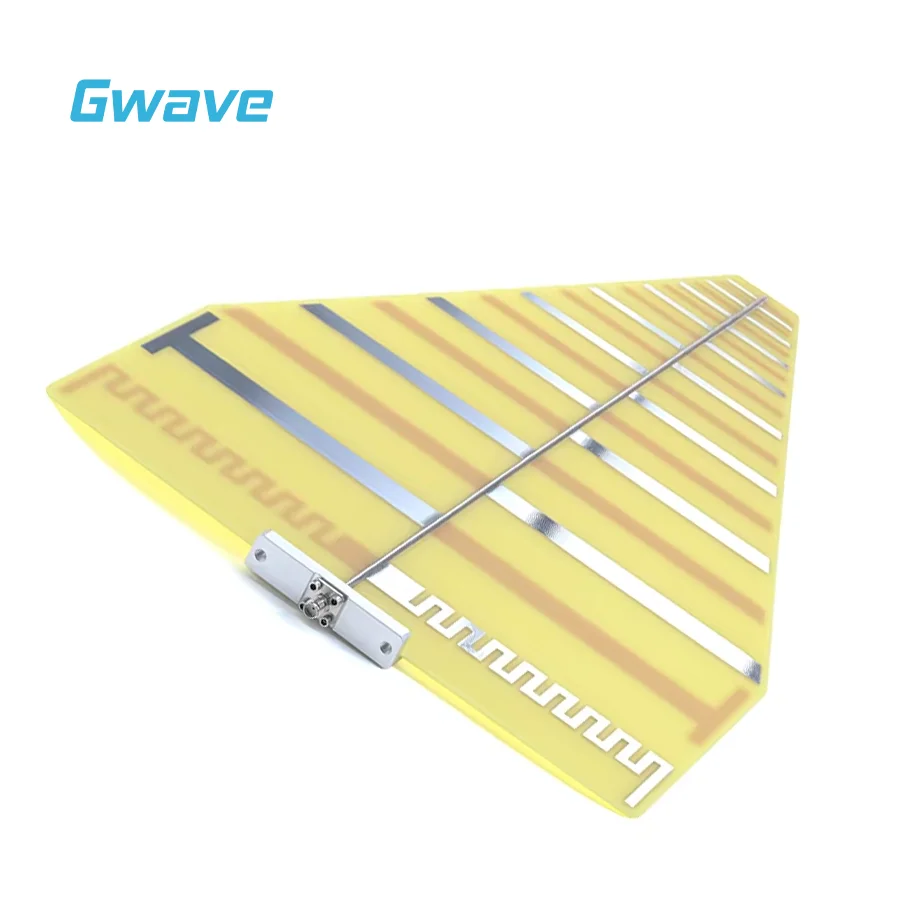 هوائي تسجيل متعرج فائق النطاق 6dBi من 380 ميجا هرتز إلى 2.5 جيجا هرتز هوائي RF