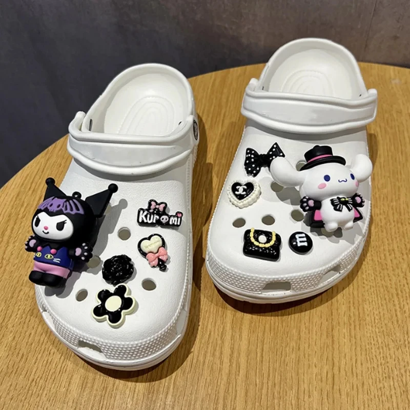 Miniso-Conjunto de accesorios para zapatos de dibujos animados Cinnamoroll Sanrio, Hello Kitty, Kuromi, Cinnamoroll, melodía Kawaii, decoración 3D,