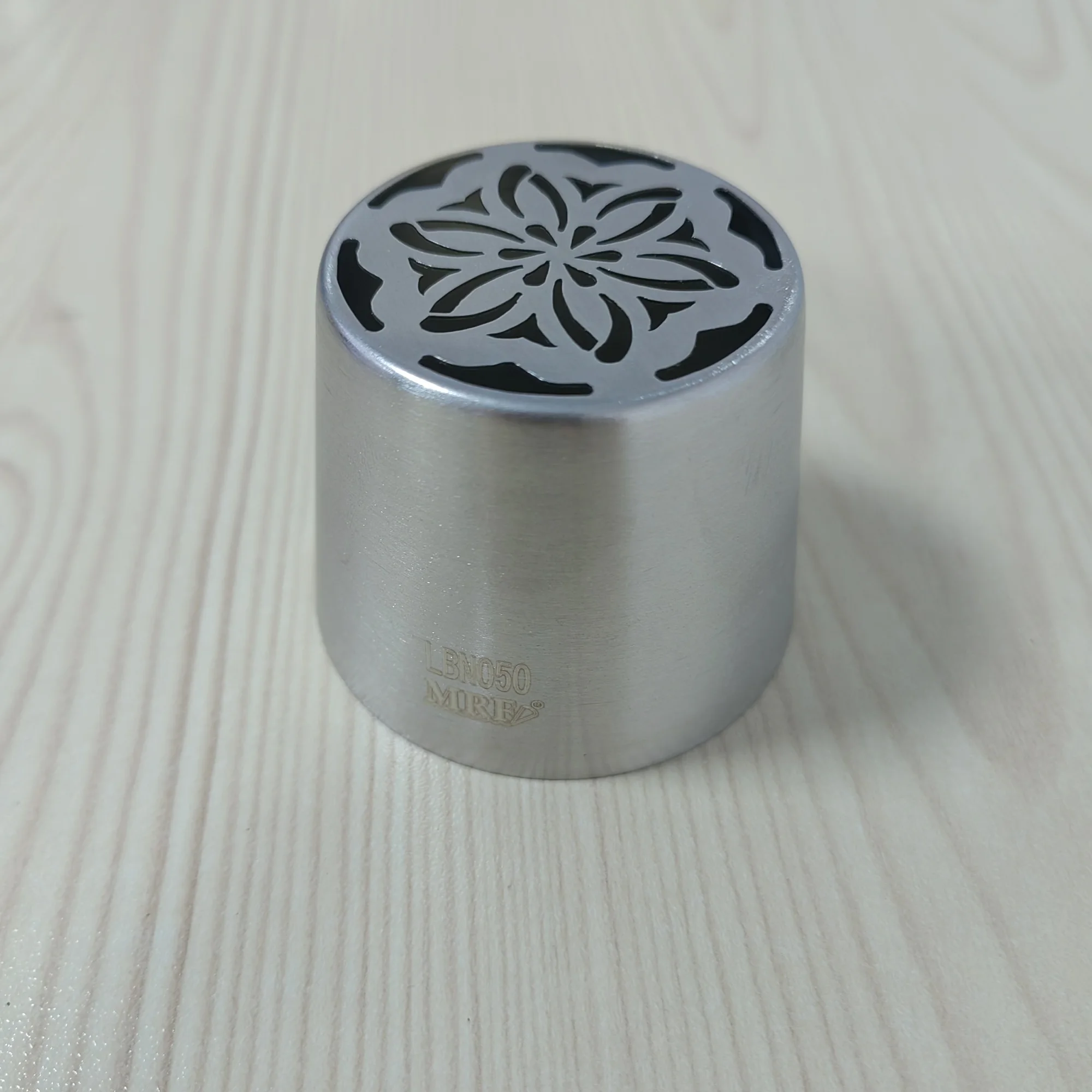 New Arrival Stainless Steel XL Russian Style Flower Icing Tip Pastry Piping Nozzle #LBNO50