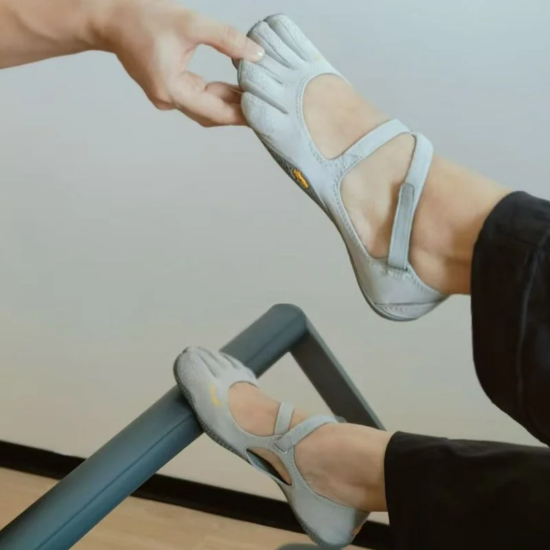 zapatos-de-yoga-de-cinco-dedos-2026-zapatos-deportivos-para-mujer-zapatos-minimalistas-para-fitness-zapatos-de-baile-ligeros-antideslizantes-zapatos-de-moda-y2k