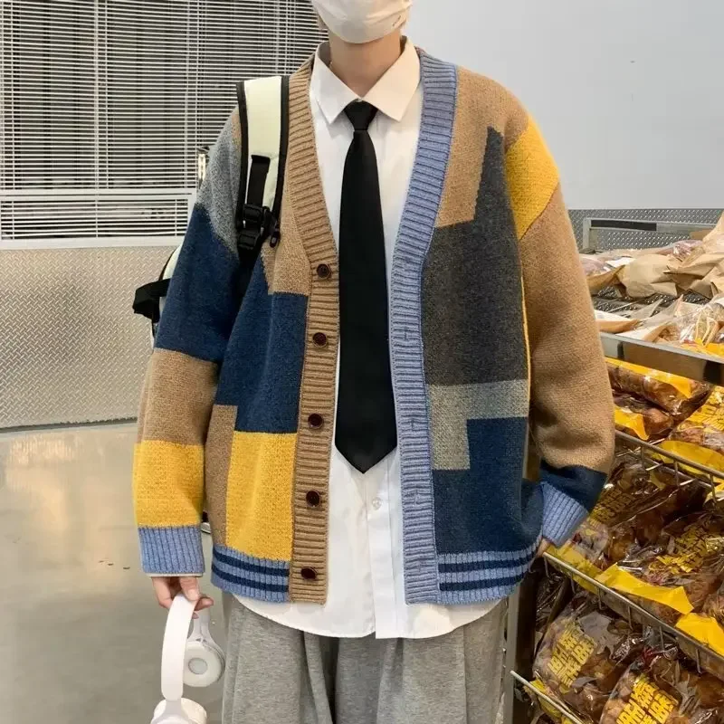 

2023 Autumn/Winter New Men's Sweaters Cardigan Fashion Color Matching V-neck Knitted Sweater Coat