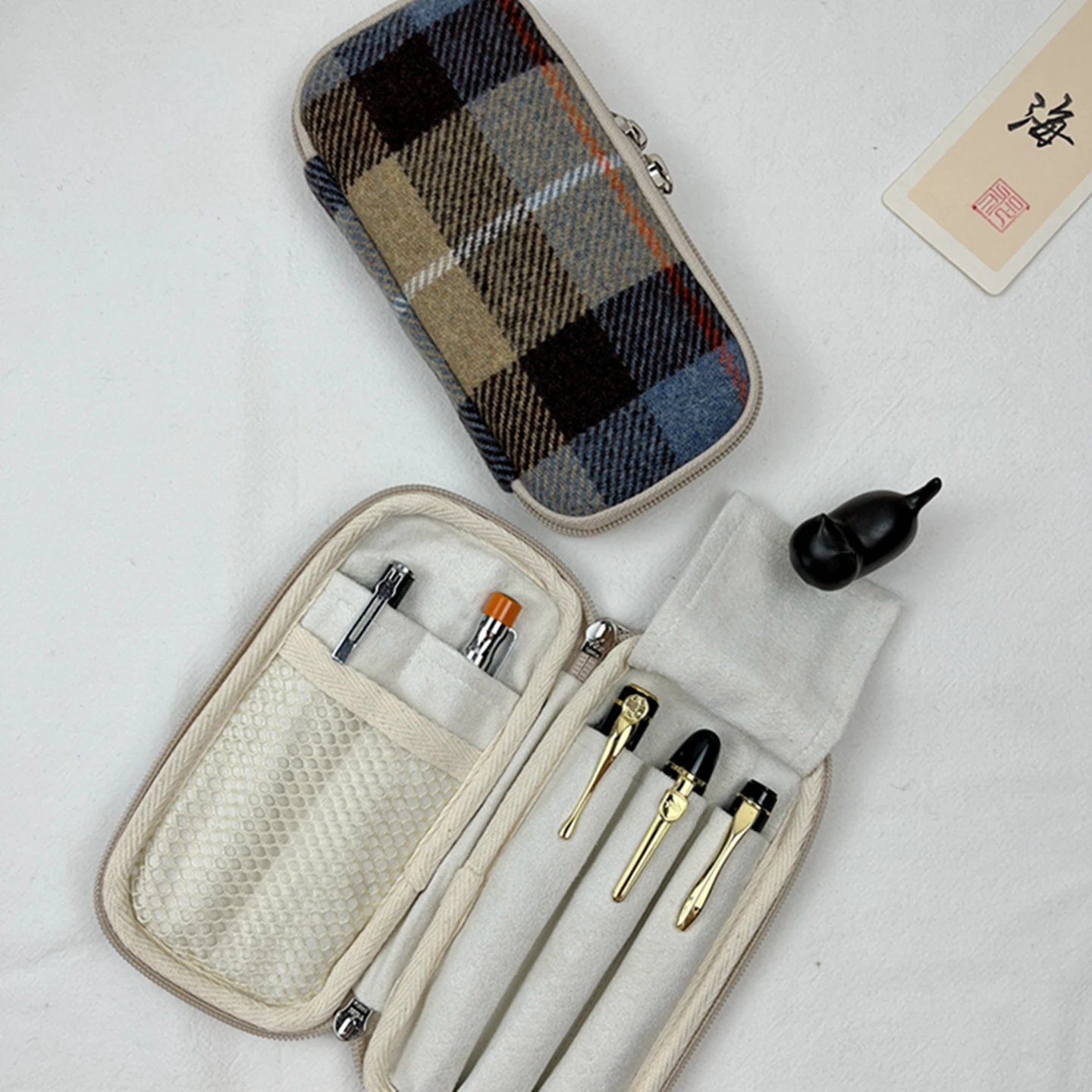 DIY High-Quality Wool Pencil Case Personalized Stationery Pouch for Organizing Pens And Other School Supplies
