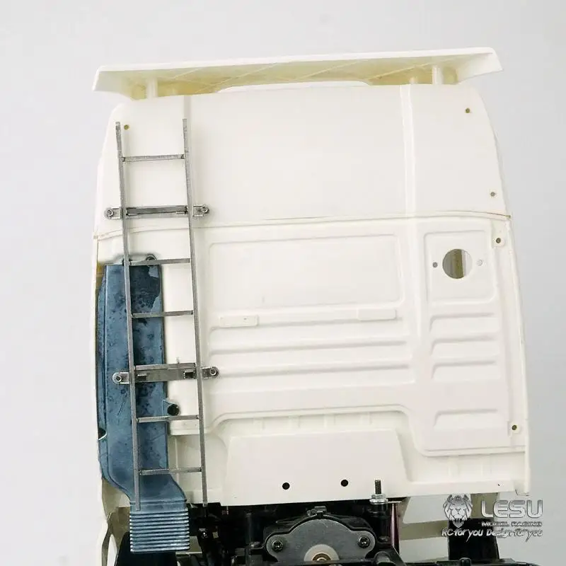 LESU 1/14 Escalera portátil para camión G-6209 adjunta al vehículo Escalera de herramientas Piezas universales extraíbles para camiones de tracción Tamiya