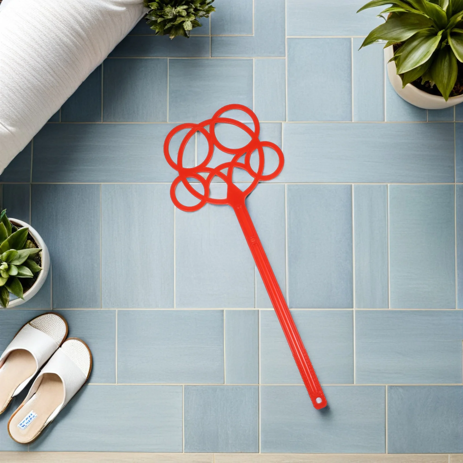 

2 шт. ручной щетки для чистки ковров и одеял, с длинной ручкой, для удаления пыли с ковров, одежды и пледов