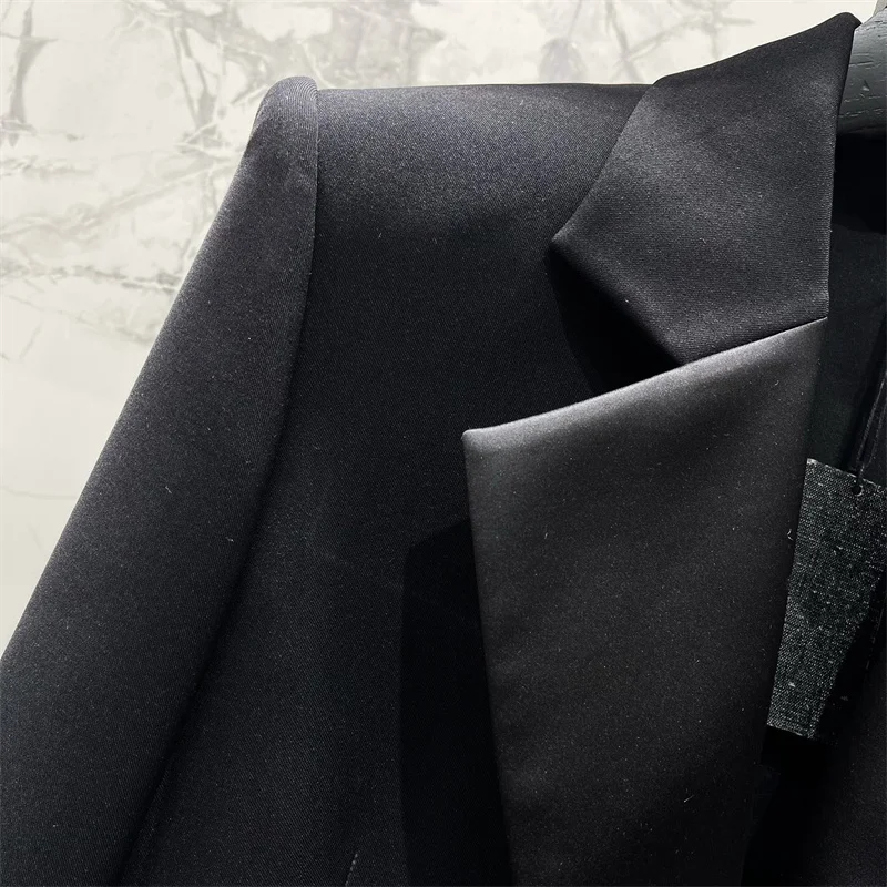 Damenjacke 2026 Frühjahr neue einreihige Slim-Fit-Revers-Langarm-Oberteil Satin-Patchwork-Damenanzugjacke Oberbekleidung