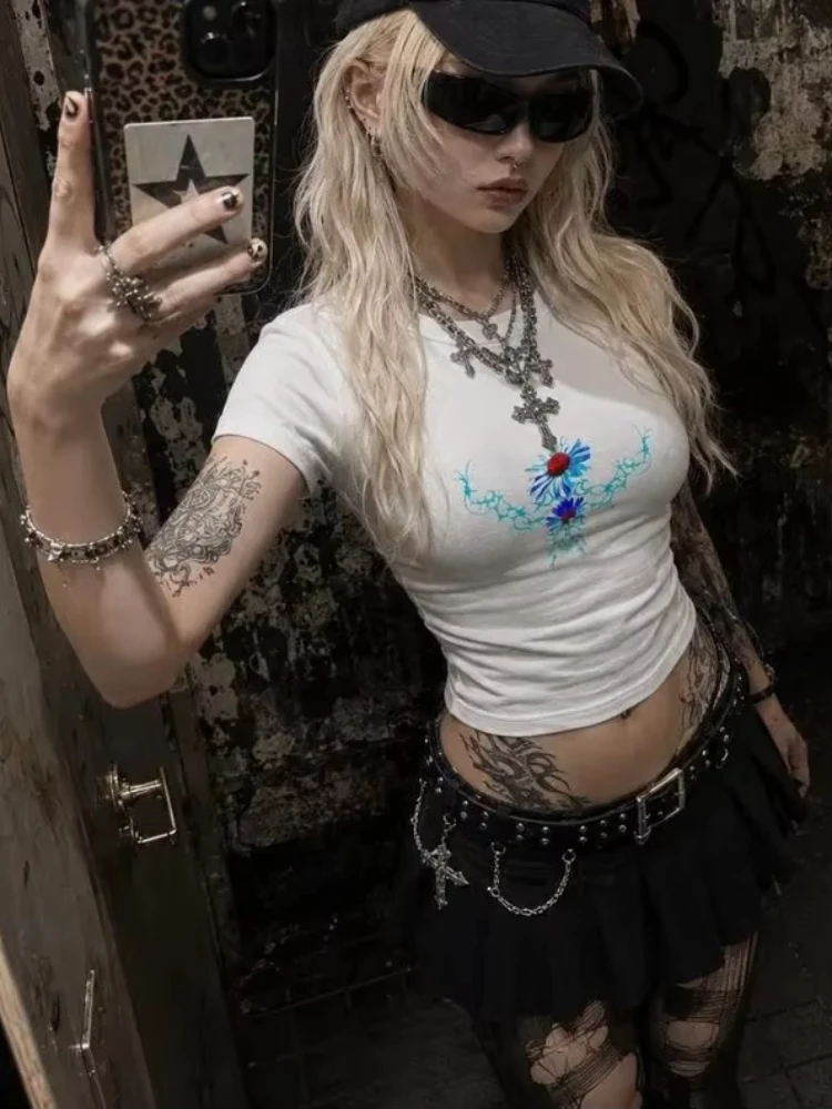 Alt Punk Ladies Fitted Crop T-shirts Blue Daisy Barbed Wire Tribal Graphic O Neck Short Sleeve Harajuku Dark Aesthetic Baby Tops