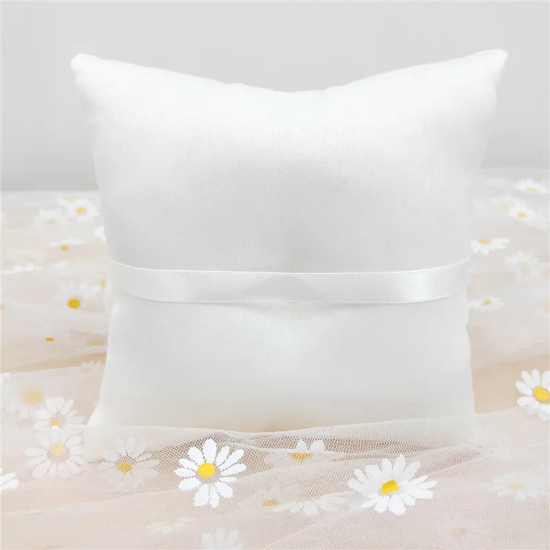 Gift Ring Pillow Party Decor Cushion Pincushion Ring Valentine Day Festive Supplies Hollow Lace Wedding Decorations