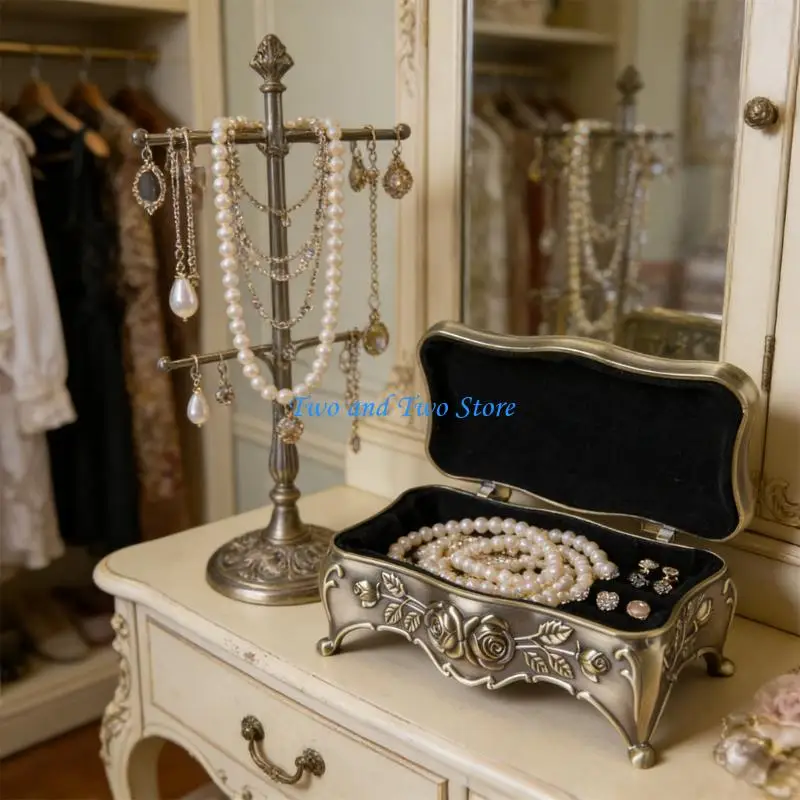 HX6F Romance Themed Jewelry Organizers Crafted From Sturdy Alloy With Plush Interior Protective