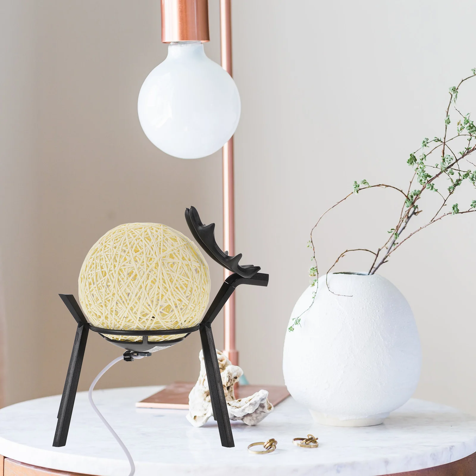 

Elk Shaped Led Night Light Rattan Ball Table Lamp Usb Rechargeable Decorative Bedside Lamp For Home Wedding Party Gift