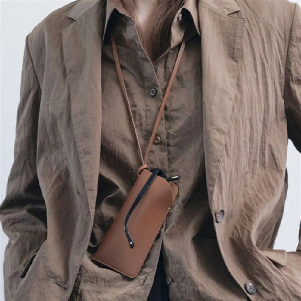 

PU Leather Outdoor Glasses Storage Bag Solid Color Glasses Case Sunglasses Storage Clip Hanging Neck Eyewear Bag