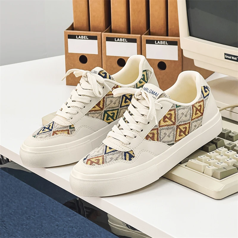 Graffiti prints black canvas sneakers mens vulcanized shoes man low top sneaker lace up trainer skateboard shoes men's plimsolls image 6