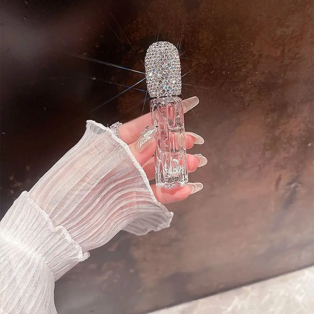 Gift Creative Rhinestone Bottle Empty Refillable Spray Bottle 10ML Roller Ball Essential Oil Bottle Handicraft