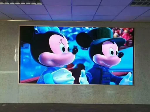 Custom Weatherproof Outdoor LED DisplayP3/P3.9//P4/P4.8/P5.9mm Indoor Rental Display For Stage Show/Events/Concerts view 4