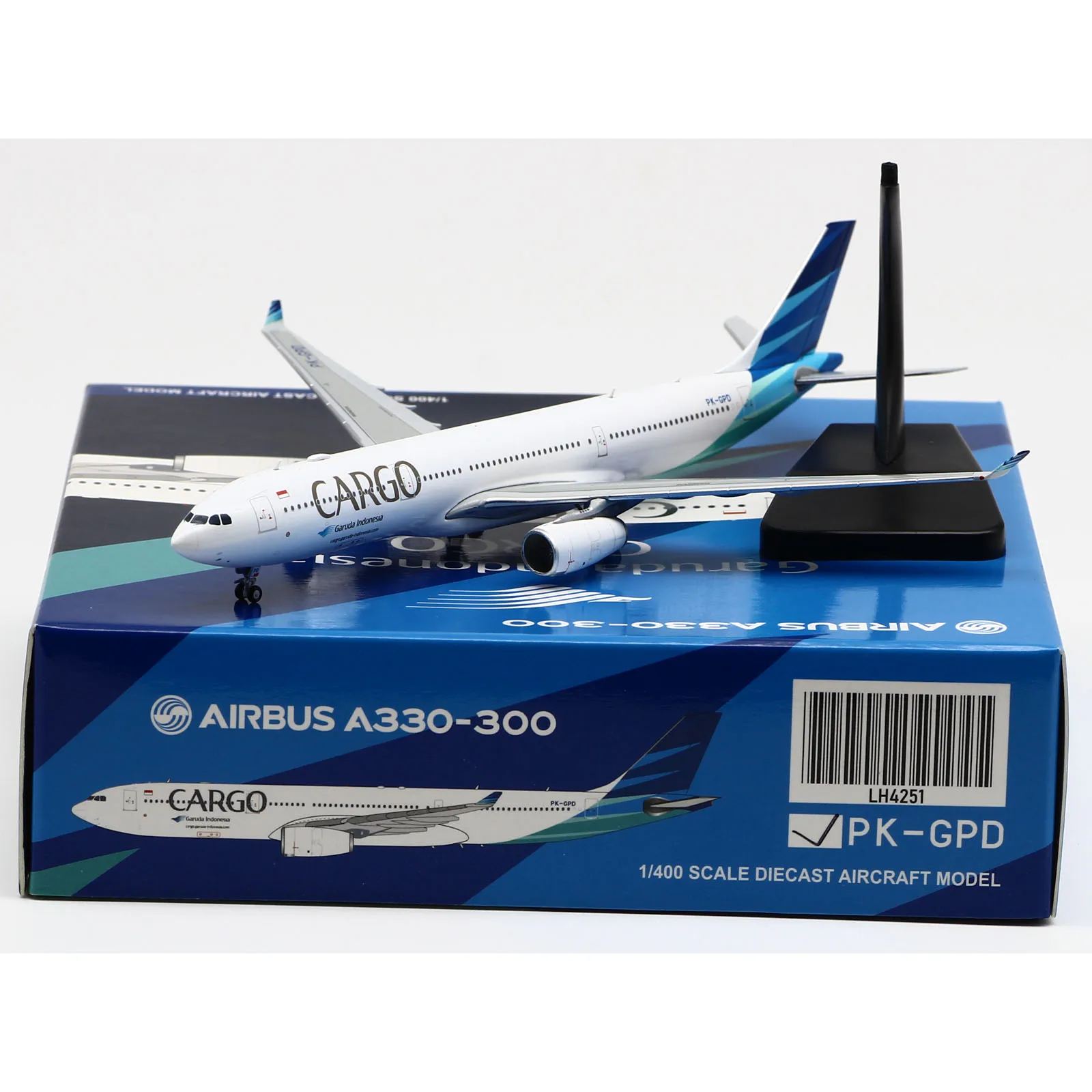 

LH4251 Alloy Collectible Plane Gift JC Wings 1:400 Garuda Indonesia Cargo Airbus A330-300 Diecast Aircraft Jet Model PK-GPD