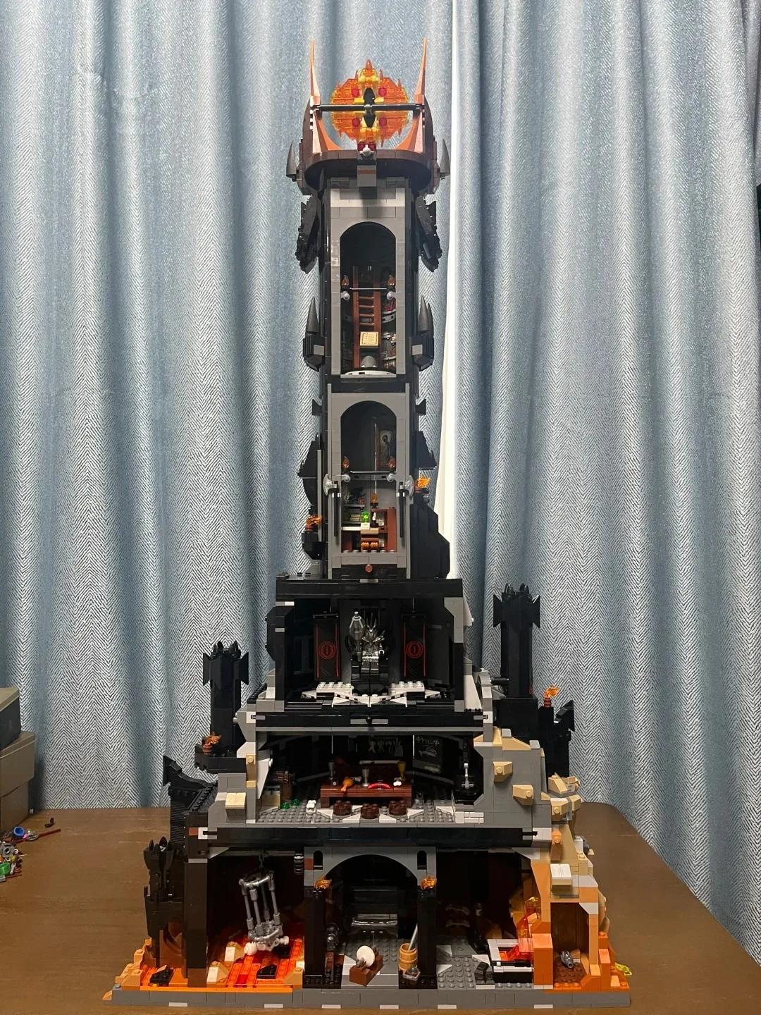 5471 Stück Kreative 10333 Black Tower Dark Modell Bausteine Kit Ziegel Halloween, Weihnachten Geburtstagsgeschenke