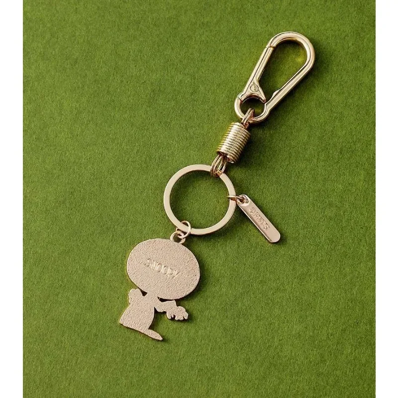 Snoopy Keychain Cartoon Key Ring Pendant Car Backpack Pendant Alloy Fashion Jewelry for Couple Schoolbag Anime Keyring Ornaments