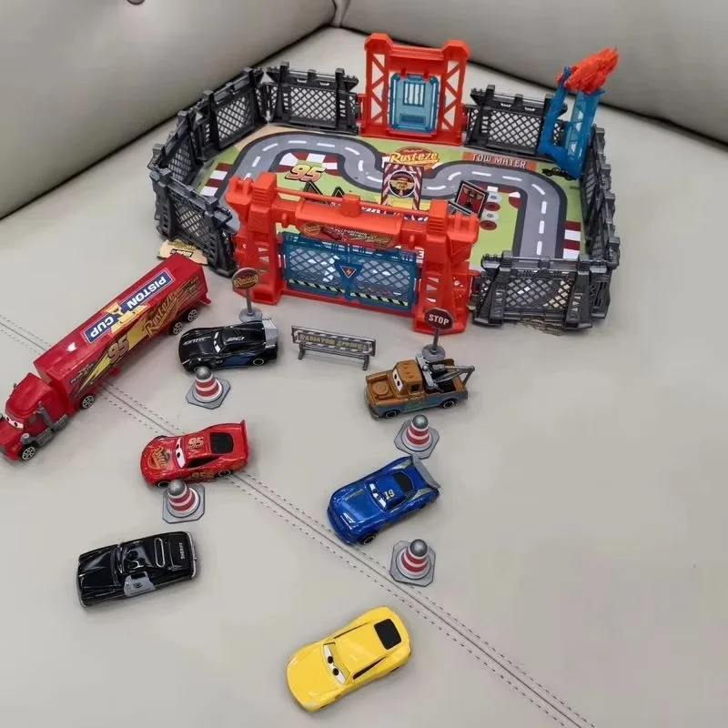 

Набор литых под давлением моделей автомобилей Disney Pixar Cars с мини-автомобилем Mater и McQueen 6, игровой набор сцены гоночного трека, игрушка для детей