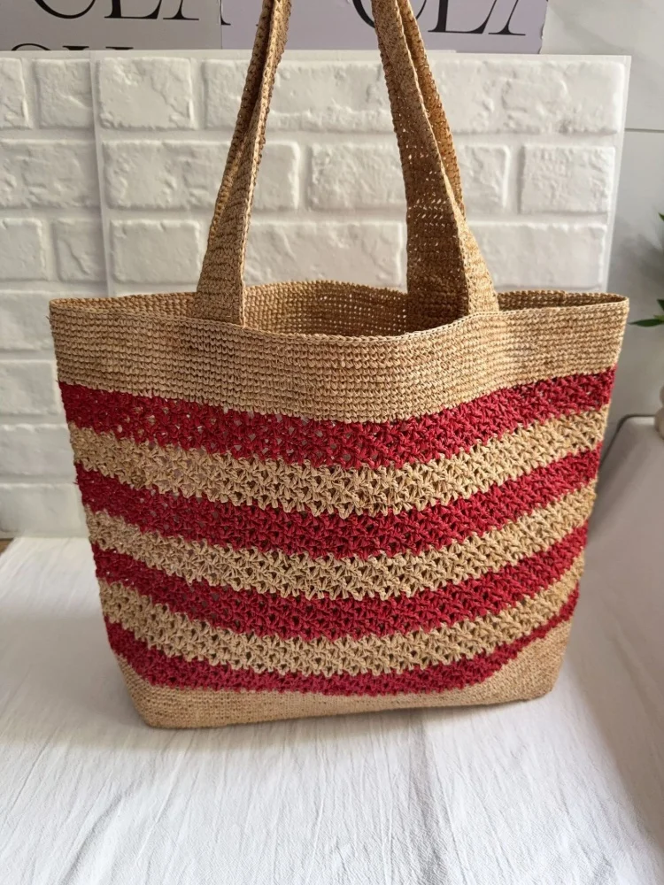 

Модная дизайнерская красная полосатая плетеная сумка для женщин, ручной работы, из лафитовой травы, вместительная сумка-тоут, пляжная сумка через плечо для отпуска