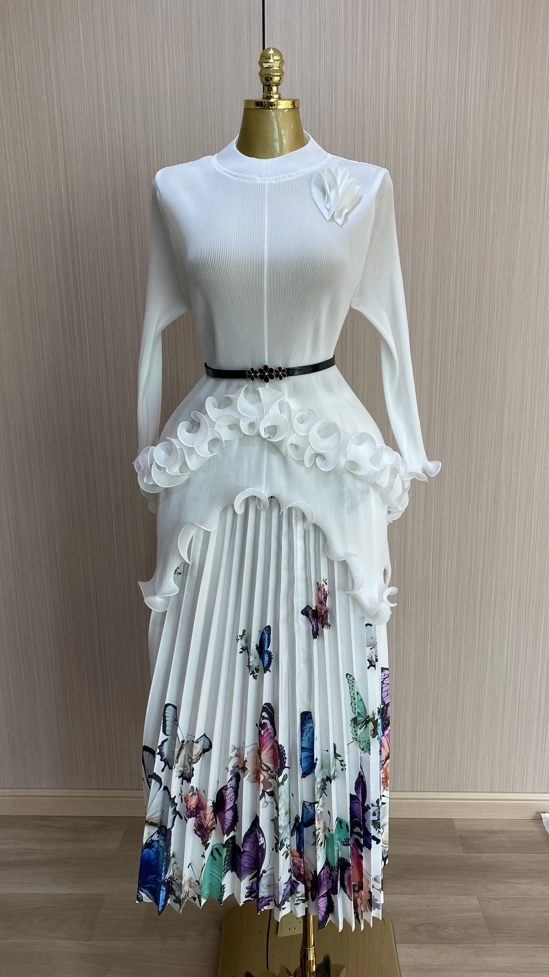 

Pleated skirt top and long skirt fashion print two-piece set with embroidered lace decoration and tassels-GZXX763