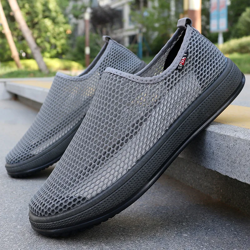 Tênis de verão com superfície de malha para homens, sapatos de tecido beijing, super respirável, casual, dirigindo