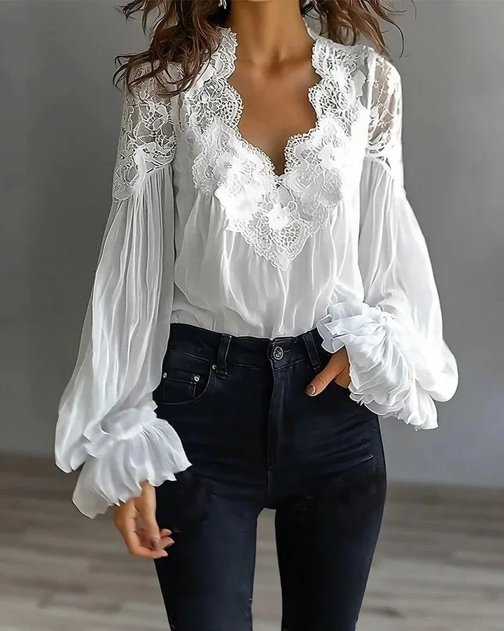 Weiße Spitzenbluse mit tiefem V-Ausschnitt, langen Puffärmeln, sexy Damenbluse mit Spitzenapplikationen und Falten, Oberteil, Bürohemd für Damen – Detail 2