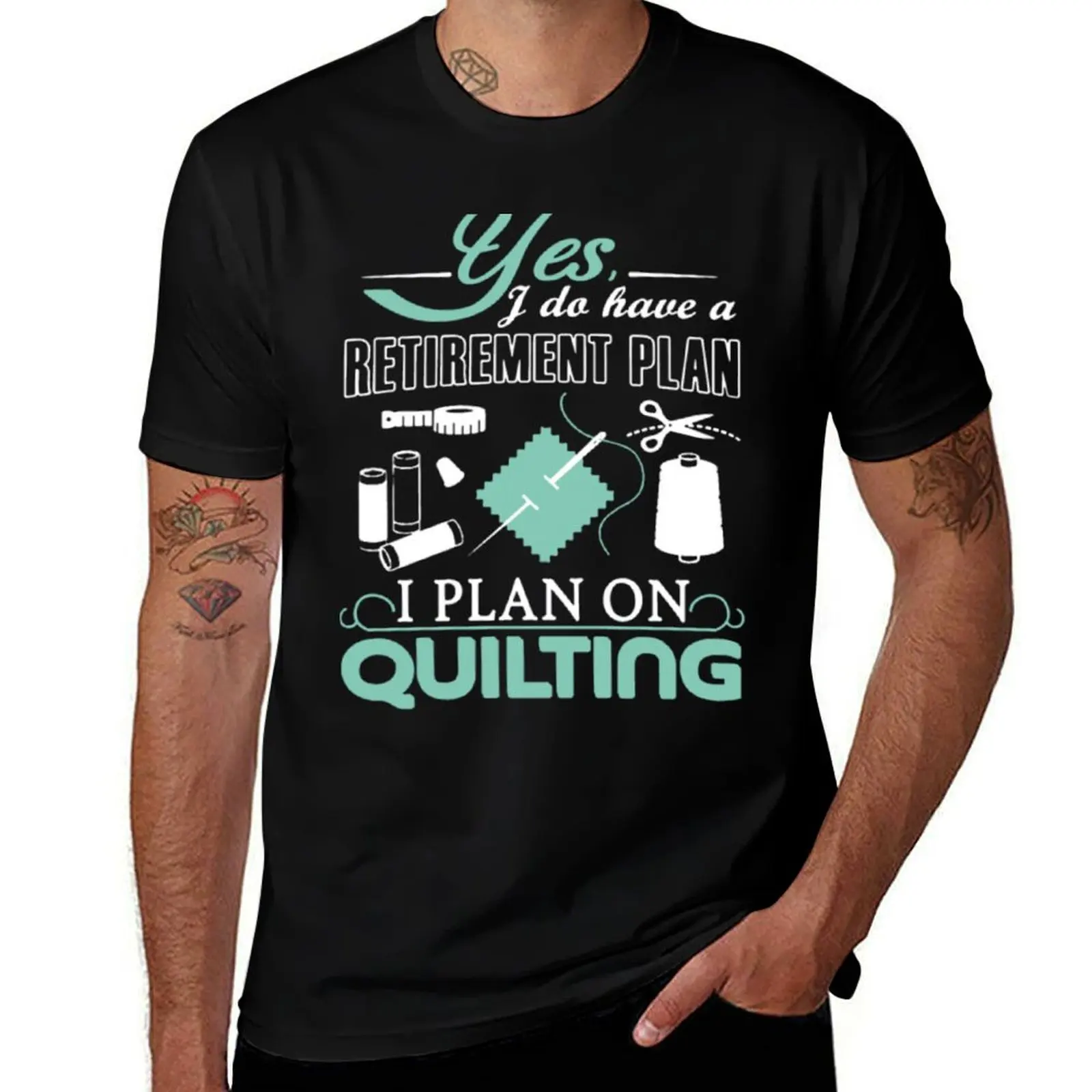 I Plan On Quilting Shirt T-Shirt Comfortable Basic Crew Neck Tee