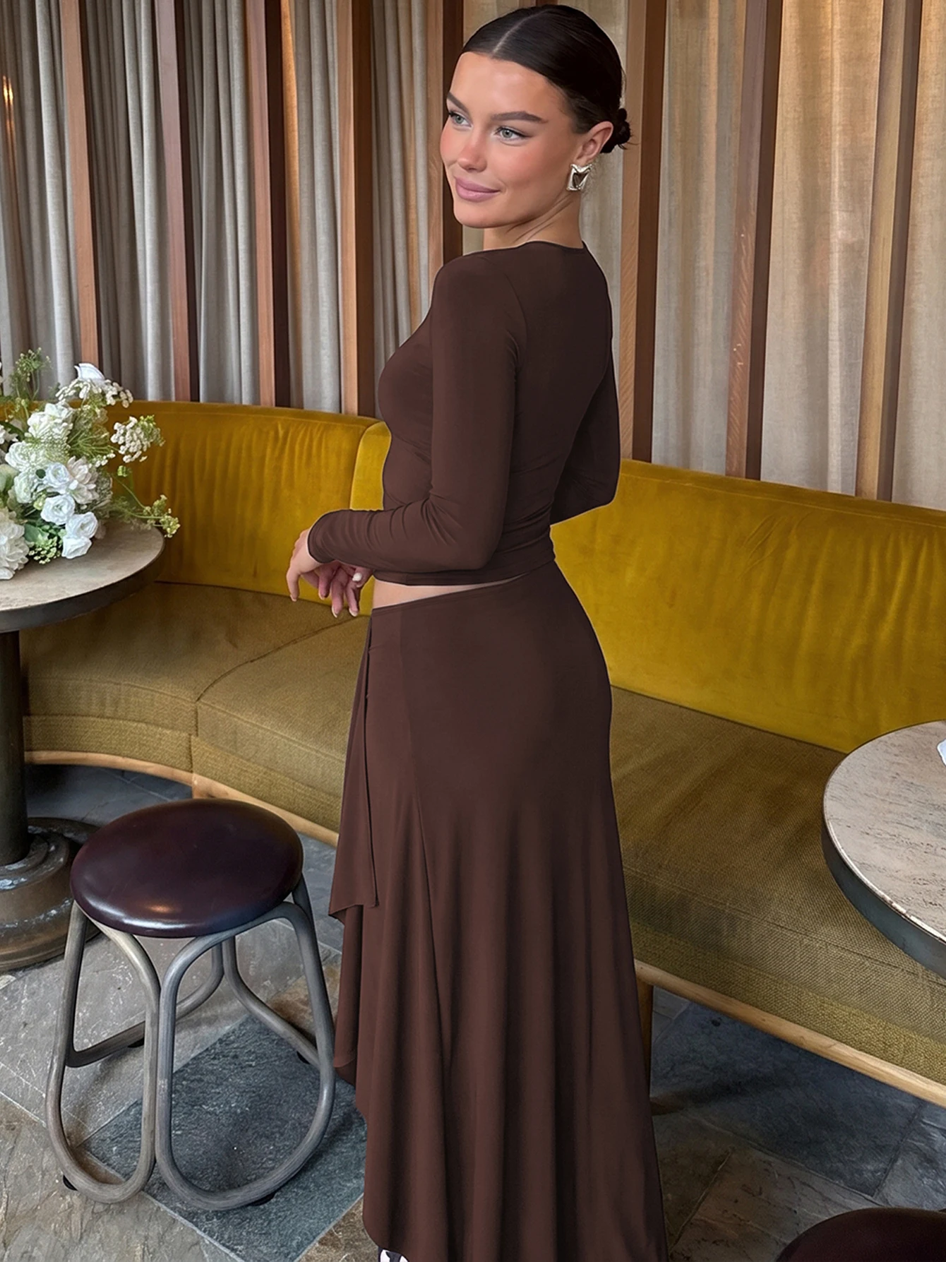 Hugcitar Fashion 2 Pcs Sets Solid Long Sleeve Sexy T-Shirt Top Ruffles Maxi Skirt Irregular Women Outfit Beach Vacation Fit