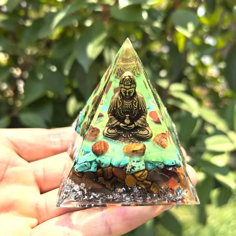 East Sea Guanyin Bronze Statue Pyramid Crystal Gravel Resin Home Desktop Handmade Ornament Auspicious Feng Shui