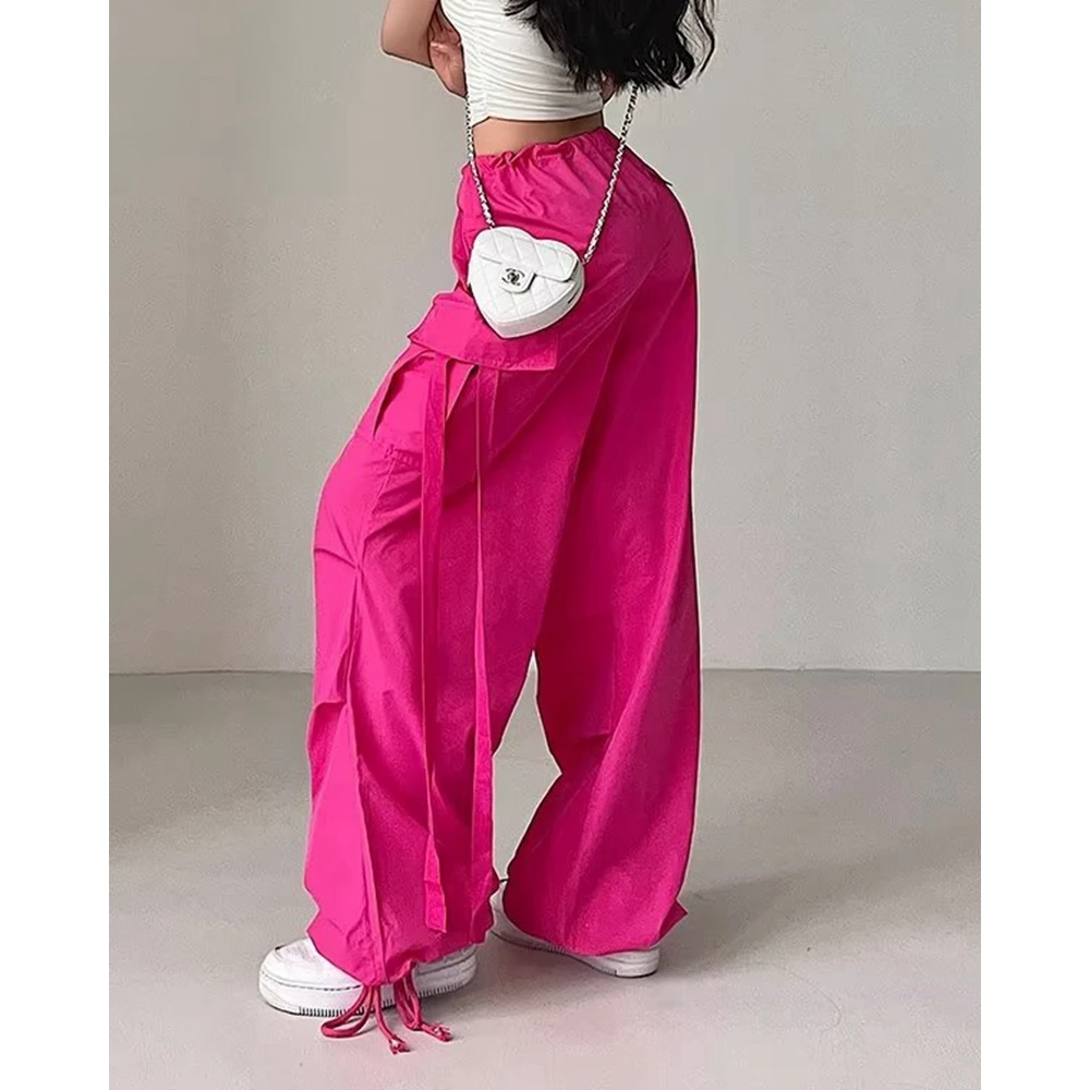 2024 Koreaanse Stijl Vrouwen Trekkoord Zak Ontwerp Cargo Broek Dames Lint Decor Gesp Zwarte Broek Mode Streetwear