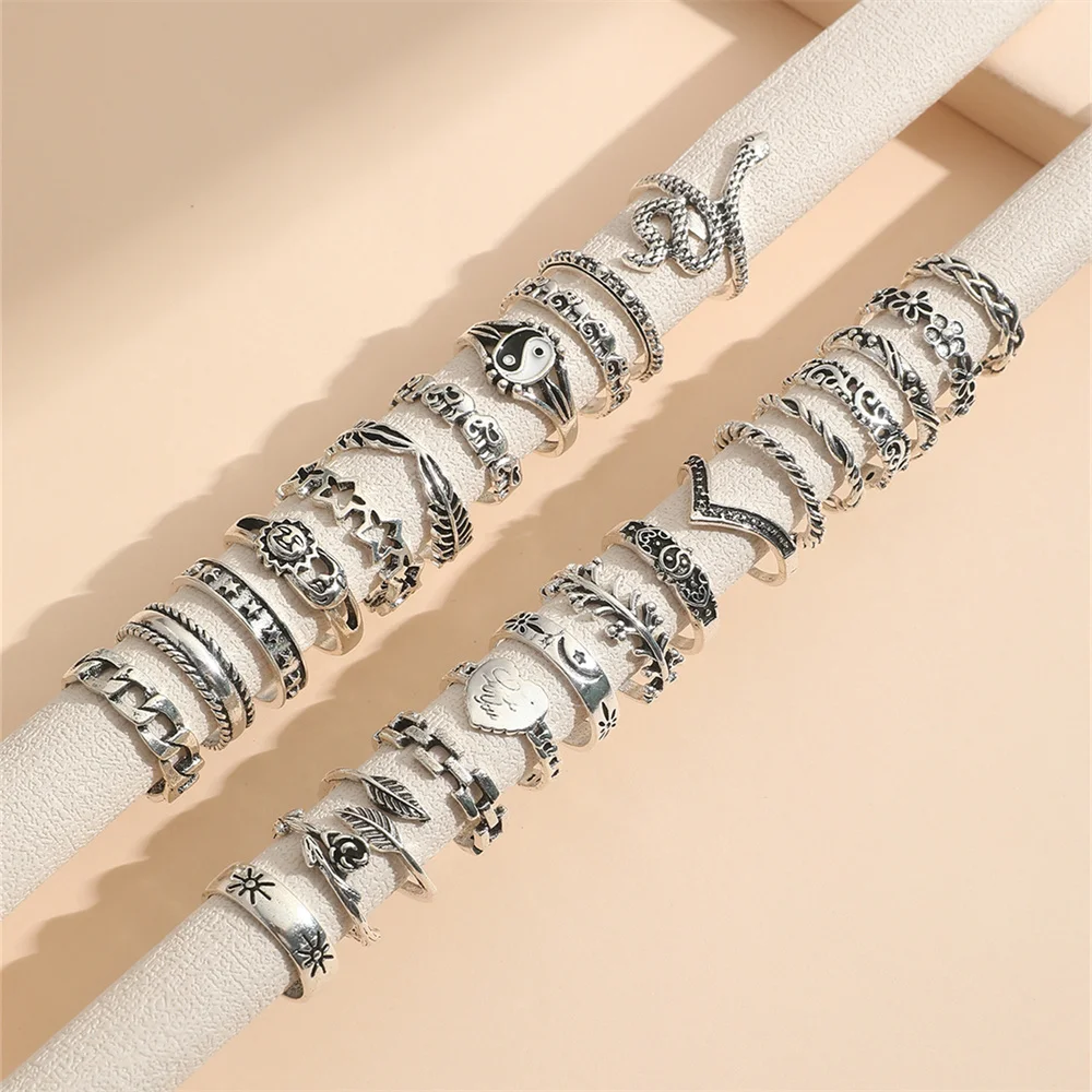 26Pcs/Set New Vintage Heart-shaped Tai Chi Face Snake Fashion Personality Ring Metal Star  Hollow Splicing Multi-articular Ring