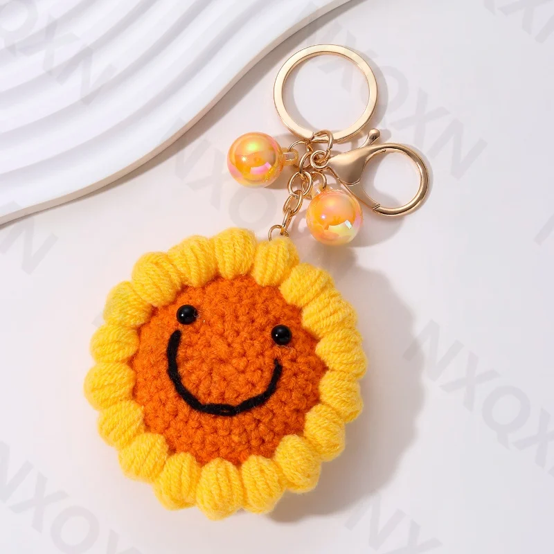 Cute Hand Knitted Sunflower Beads Keychain Smile Flower Key Ring For Women Men Friendship Gift Handmade Bag Decoration Jewelry