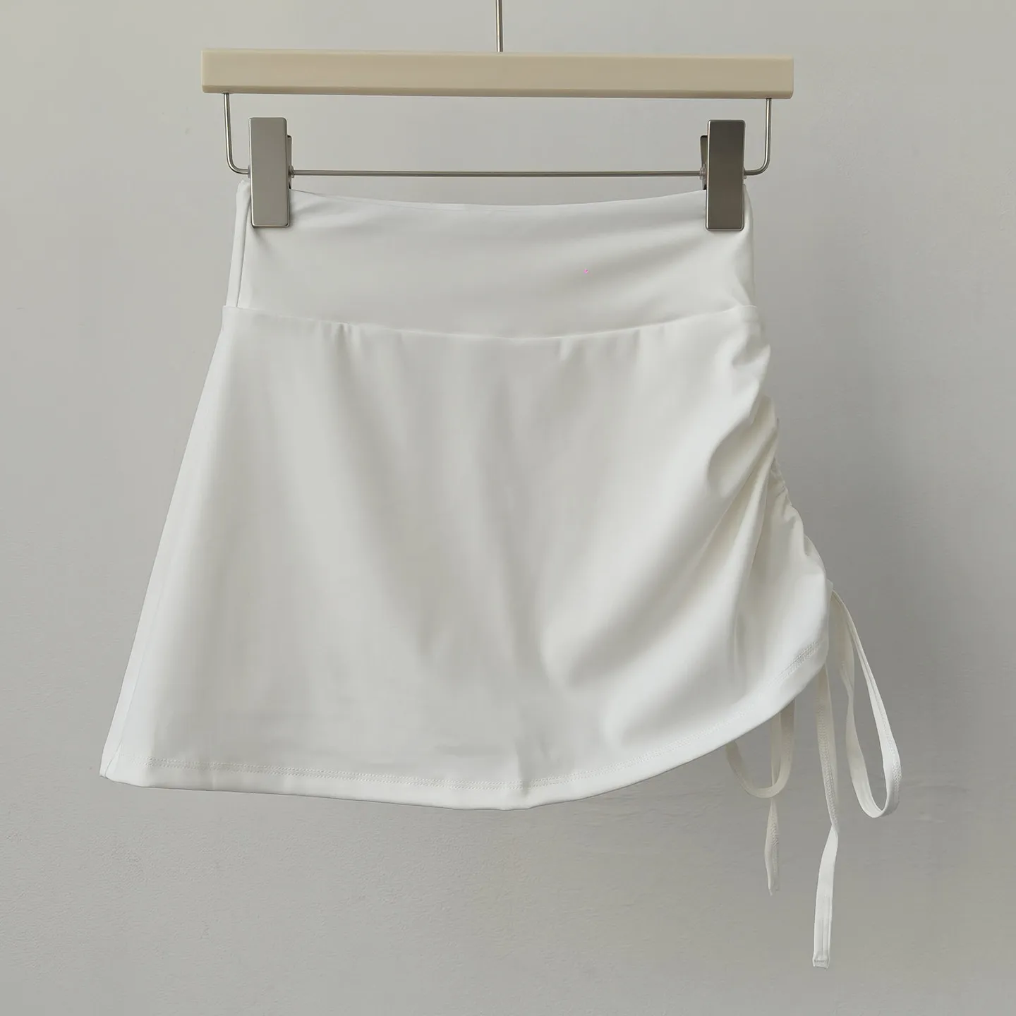 Sportlicher kurzer Rock, Anti-Exposure, hohe Taille, hüftformend, atmungsaktiv, schnelltrocknend, zweiteiliger Yoga-Fitness-Hosen-Imitat für den Sommer. – Detail 6