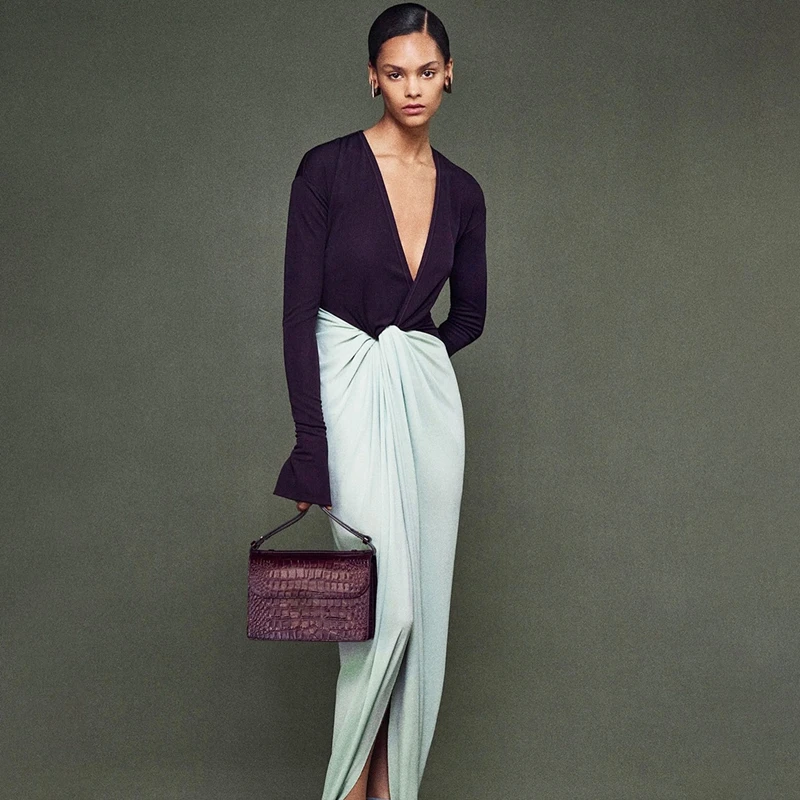 Stylish Lady Elegan… - image