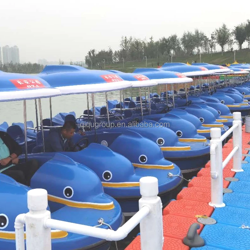 

Water Play Equipment Different Design Animal Theme Adult Bumper Boat 4 Person Paddle Boat