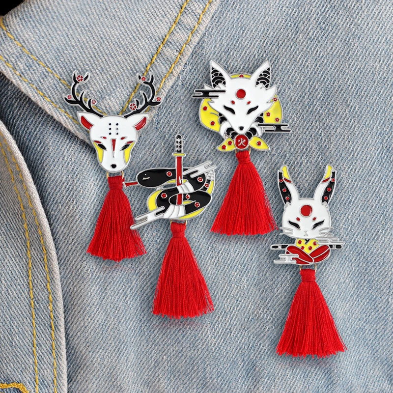 Vintage Animal Tassel Enamel Pins Japanese Ninja Rabbit Fire Fox Snake Kendo Sika Deer Brooch Backpack Badge Jewelry Accessories