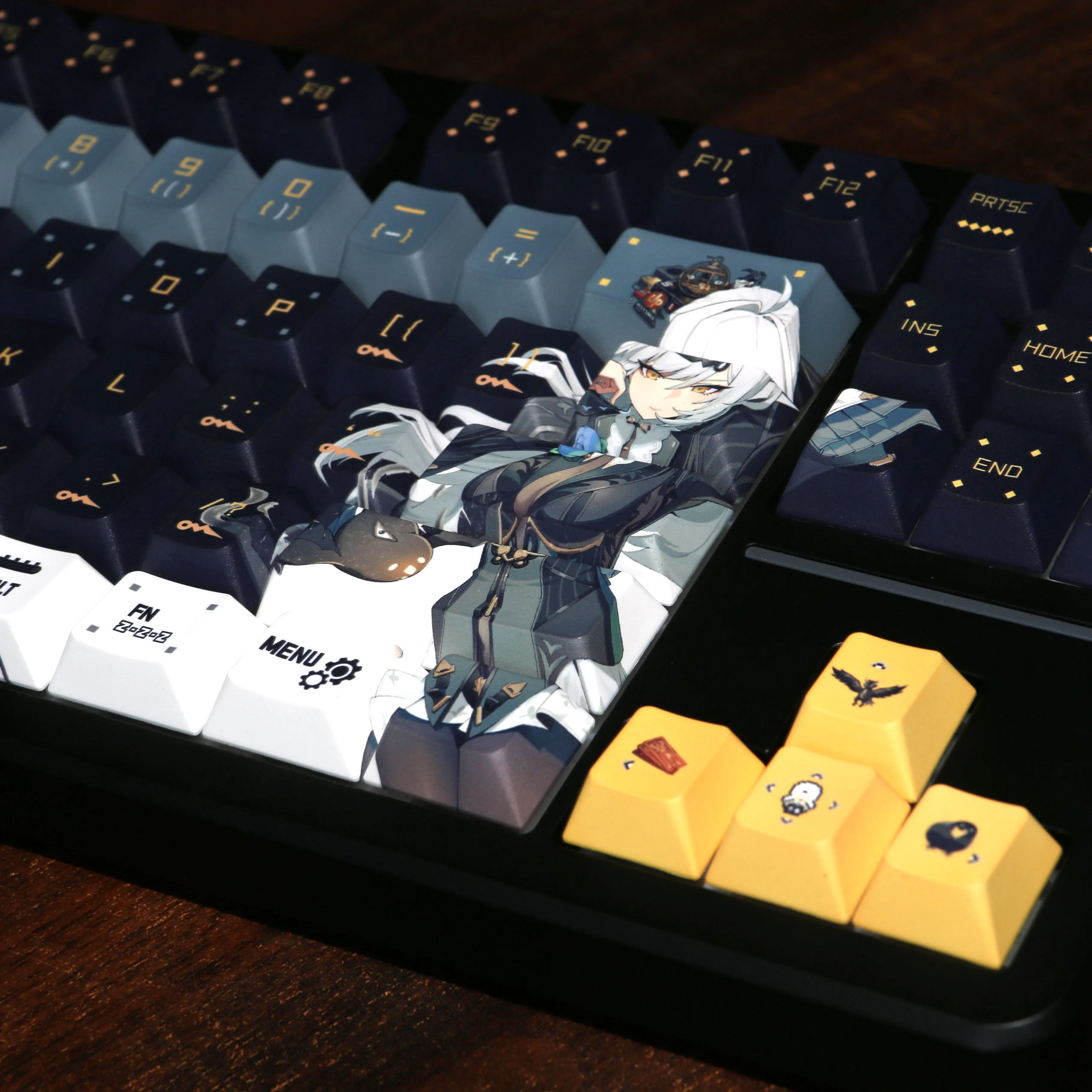 120 Keys Anime ZZZ Yixuan Keycaps Game PBT Key Cap Dye-Sub Backlit Keycaps Cartoon Key Caps for ANSI 61 68 87 104 108 Keyboard
