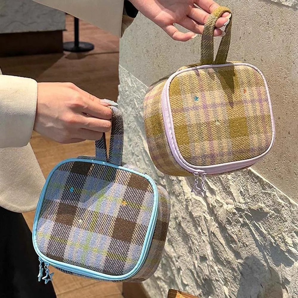 bolsa-de-cosmeticos-xadrez-em-cores-vibrantes-com-bordado-de-cachorrinho-necessaire-de-maquiagem-em-poliester-macio-para-kit-de-maquiagem-e-viagem