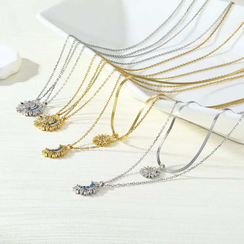Matching Necklaces Sun Moon Couples Necklaces Set Rhinestone Pendant Gift for Valentine's Day Anniversary Matching His Hers