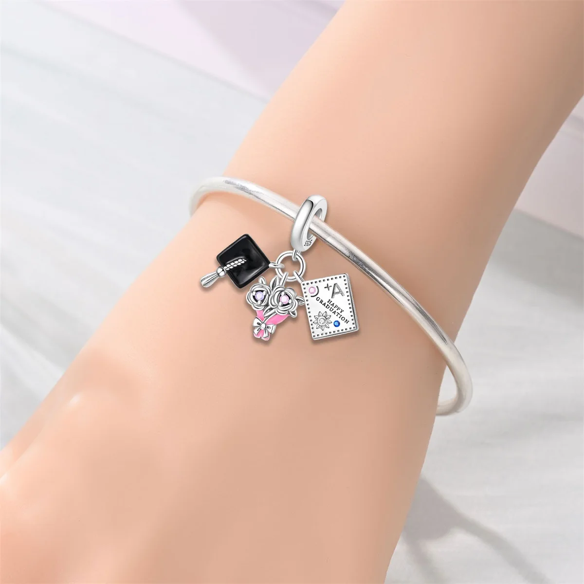 Cute 925 Sterling Silver Bear Phd Beads & Schoolbag & Bachelor's Hat & Apple Dangle Charm Fits Bracelet Graduation Party Gifts