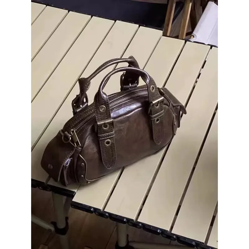 

Boston Bag Women's 2024 New Niche Retro Motorcycle Hottie Handbag High-End Versatile Single Shoulder Crossbody Bag Personalized Fashion Bag