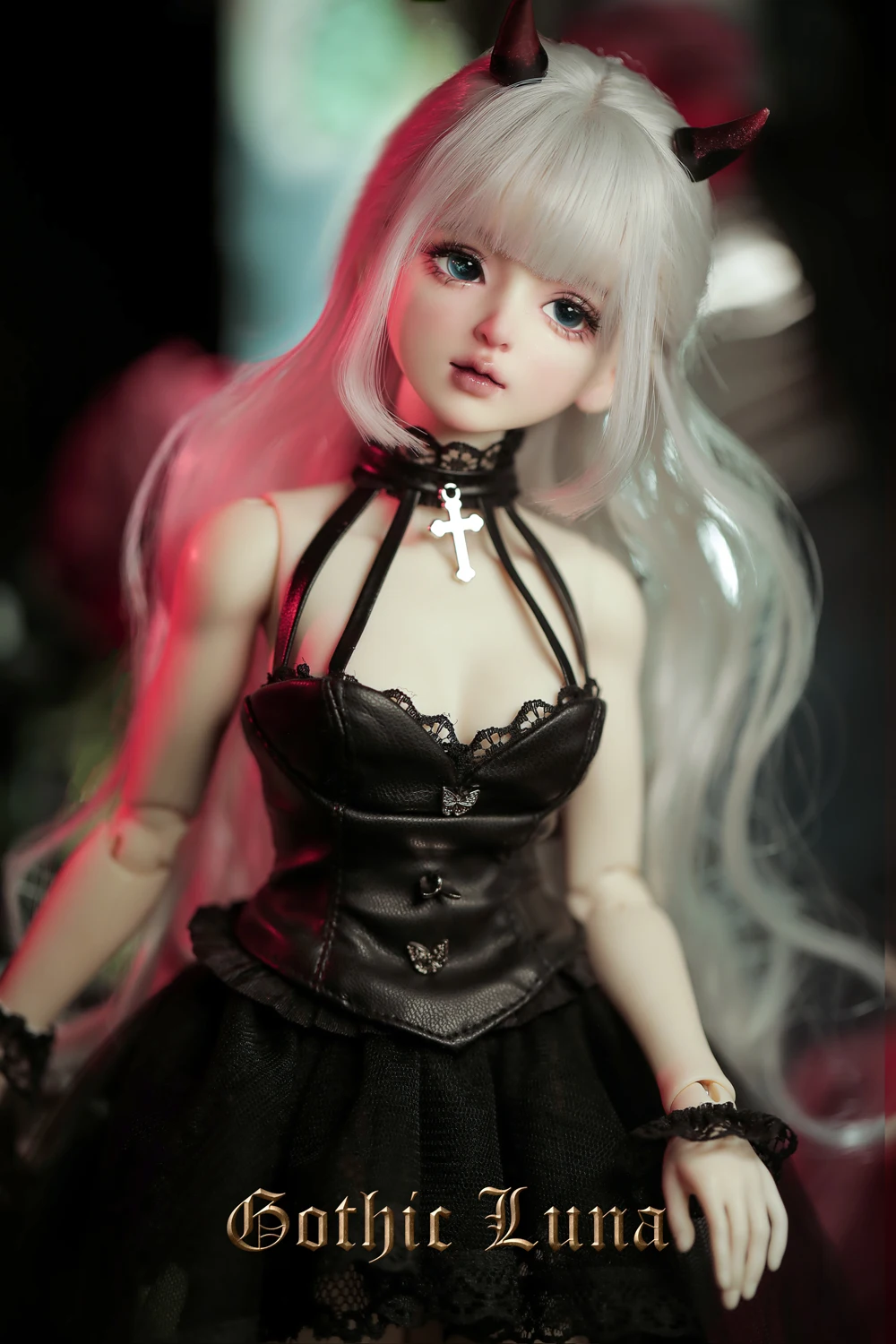 1/4 BJD doll gothic style fullset Luna, including hand drawn makeup and clothing with movable joints