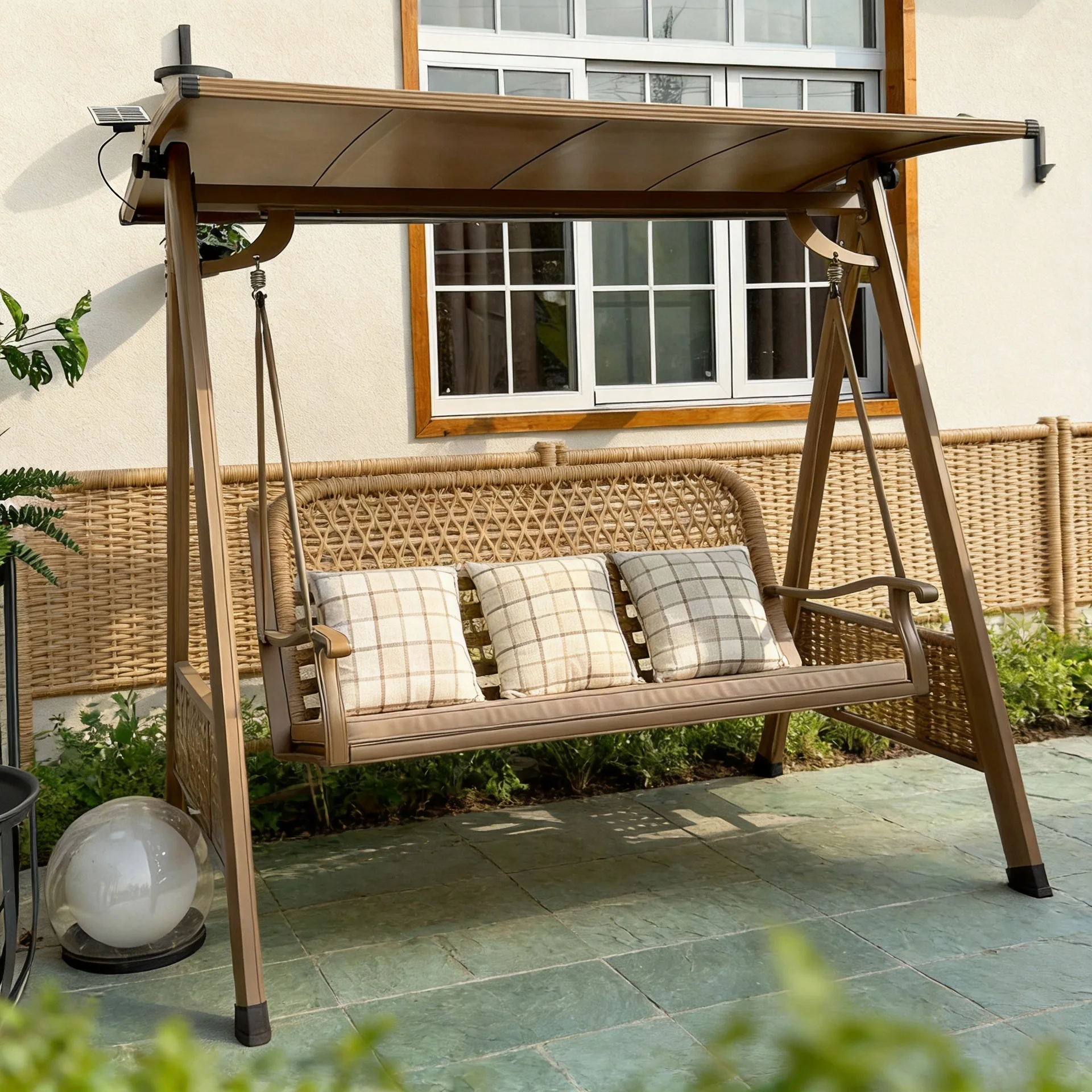 Outdoor swing leisure multi-person load-bearing villa courtyard to cool and relax comfortable lazy rocking chair