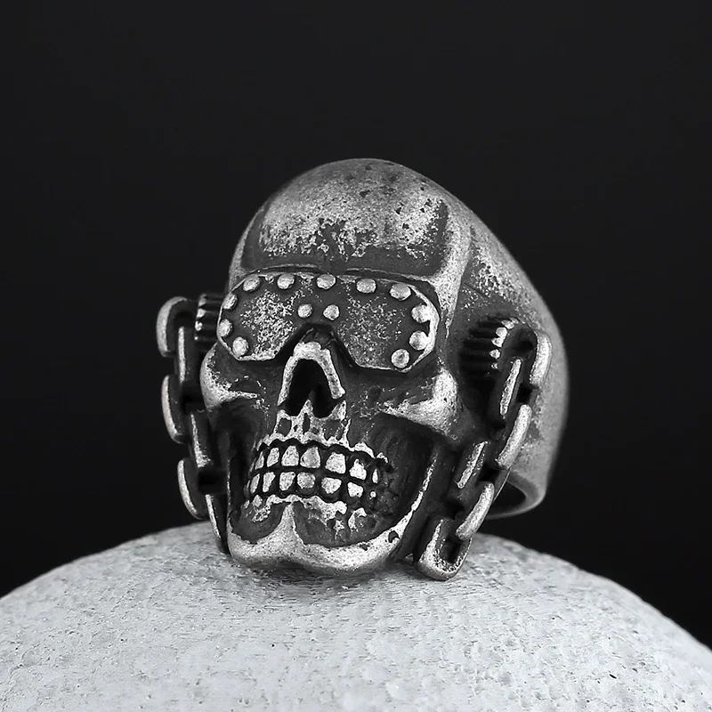 European and American stainless steel diving chain skull ring titanium steel men's diving skull ring hip hop